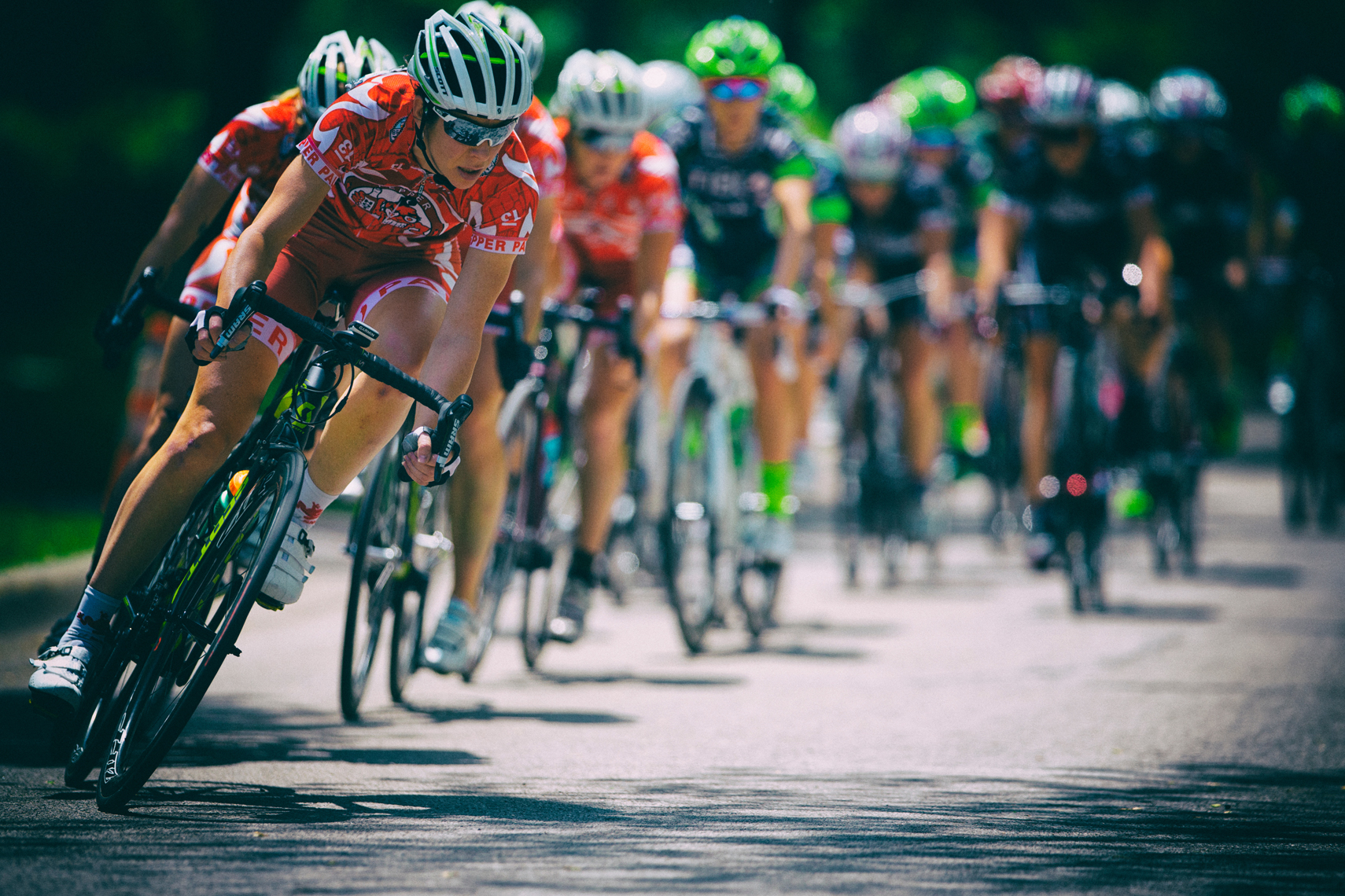 Chicago based Advertising and Commercial Photographer, Specializing in Sports, Action and Lifestyle Photography.